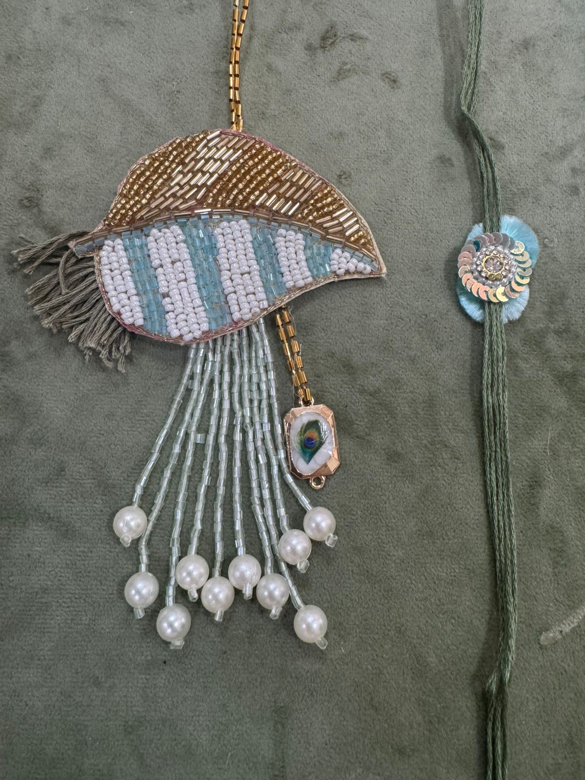 Beaded Leaf & Peacock Feather Lumba